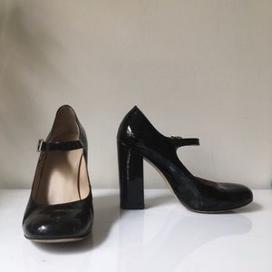 Wittner chunky black heel.